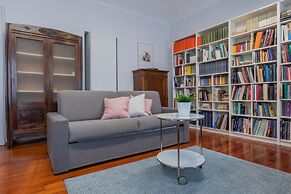 Moncalvo 8 bis - Spazioso Appartamento nei Pressi