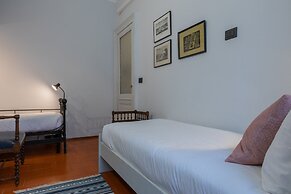 Moncalvo 8 bis - Spazioso Appartamento nei Pressi