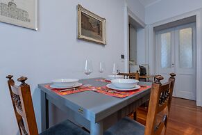 Moncalvo 8 bis - Spazioso Appartamento nei Pressi