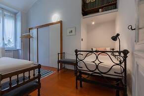 Moncalvo 8 bis - Spazioso Appartamento nei Pressi