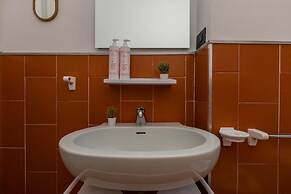 Moncalvo 8 bis - Spazioso Appartamento nei Pressi