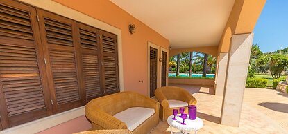 Villa Arenella con Piscina