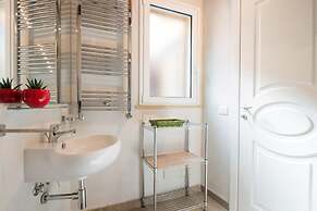 Santa Cecilia Apartment 6A by Wonderful Italy