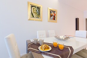 Zanardelli 1 Apartment by Wonderful Italy