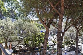 Shelley Apartments by Wonderful Italy - Sky