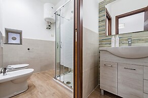 Trinit 57 Studio Apartment by Wonderful Italy