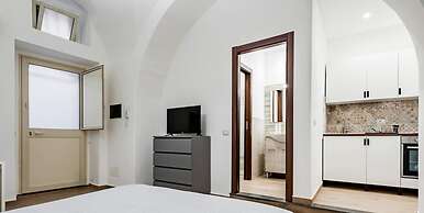 Trinit 57 Studio Apartment by Wonderful Italy