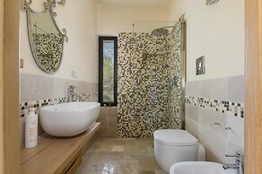 Villa Opale con Piscina by Wonderful Italy