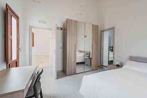 Modern Duplex With Balcony by Wonderful Italy