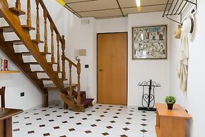 Classic Style Duplex Apartment by Wonderful Italy
