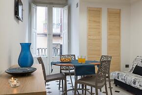 Classic Style Duplex Apartment by Wonderful Italy