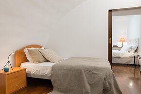 Classic Style Duplex Apartment by Wonderful Italy