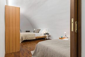 Classic Style Duplex Apartment by Wonderful Italy