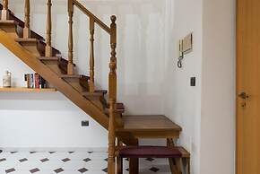 Classic Style Duplex Apartment by Wonderful Italy