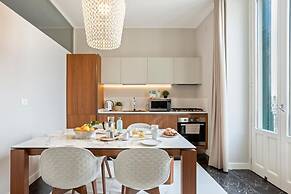 Riva Sea View Apartment by Wonderful Italy