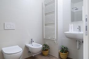 Deluxe Apartment - Avio by Wonderful Italy