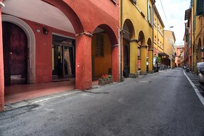 Bologna City Center Apartment by Wonderful Italy