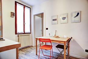 Bologna City Center Apartment by Wonderful Italy