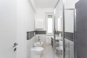 Contemporary Apartment in Sturla by Wonderful Italy