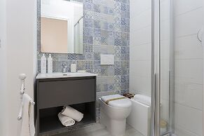 Contemporary Apartment in Sturla by Wonderful Italy