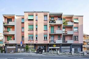 Contemporary Apartment in Sturla by Wonderful Italy