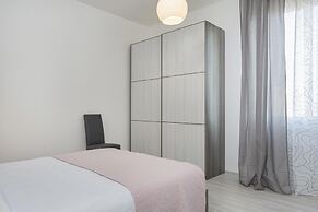 Contemporary Apartment in Sturla by Wonderful Italy