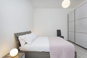 Contemporary Apartment in Sturla by Wonderful Italy