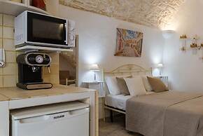 Ostuneon 900 by Wonderful Italy