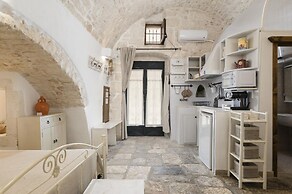 Ostuneon 900 by Wonderful Italy