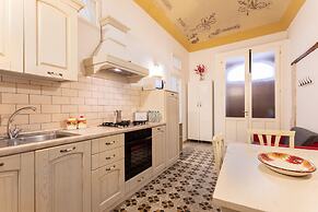 Salomone Apartment 16 by Wonderful Italy