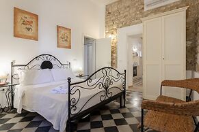 Salomone Apartment 16 by Wonderful Italy