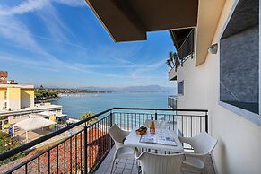 Residenza Miralago With Pool - One-bedroom Apartment With Lake View