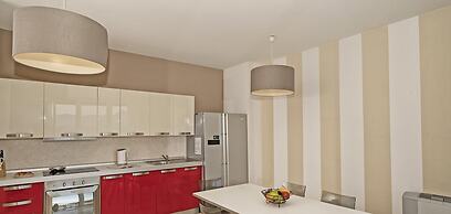 Residenza Miralago With Pool - One-bedroom Apartment With Lake View