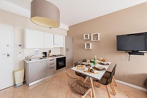 Residenza Miralago With Pool - One-bedroom Apartment With Lake View