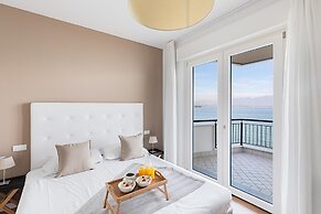 Residenza Miralago With Pool - Two-bedroom Apartment With Lake View