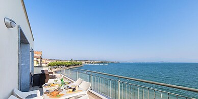 Residenza Miralago With Pool - Two-bedroom Apartment With Lake View