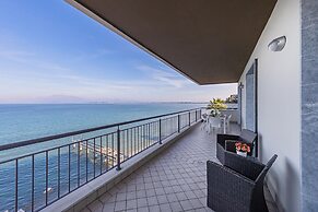 Residenza Miralago With Pool - Two-bedroom Apartment With Lake View