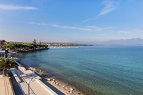 Residenza Miralago With Pool - Two-bedroom Apartment With Lake View