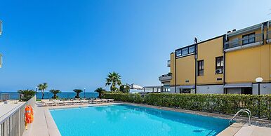 Residenza Miralago With Pool - Two-bedroom Apartment With Lake View