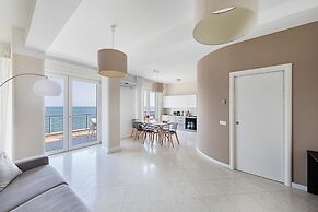 Residenza Miralago With Pool - Two-bedroom Apartment With Lake View