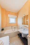 Residenza Miralago With Pool - Two-bedroom Apartment With Lake View