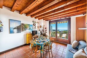 Residence Moniga Porto 1 08 Apartment by Wonderful Italy