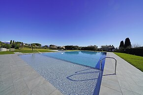 Residence Moniga Porto 1 08 Apartment by Wonderful Italy