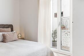 N XII Luxury Home With Jacuzzi by Wonderful Italy