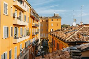 Studio Malcontenti con Terrazzo by Wonderful Italy