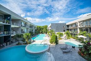 Bamoa - Luxury condo at Playacar Fase II