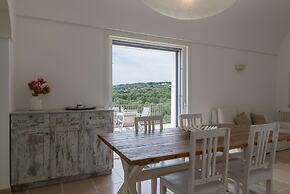 Villa Degli Ulivi con Piscina by Wonderful Italy