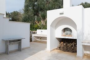 Villa Degli Ulivi con Piscina by Wonderful Italy