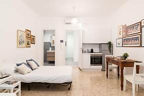 Ancient Port Apartments - Opal