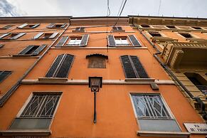 Torre Dell Orologio Apartment by Wonderful Italy